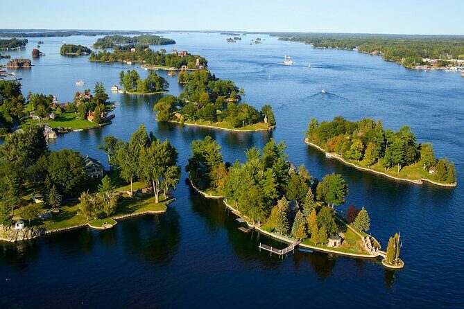 3-Hour 1000 Islands Cruise from Gananoque with views of Boldt Castle - Comfort on Board: Seating, Sound, and the Reality of a Busy Boat