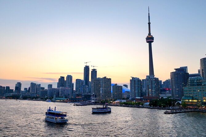 60-Minute Toronto Sightseeing Harbour Tour - Toronto Islands and Gibraltar Point Lighthouse: A Different Side of the City