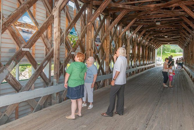 Back Country of the Fjord and the National Park - L’Anse-Saint-Jean: covered bridge, heritage street, and browsing time