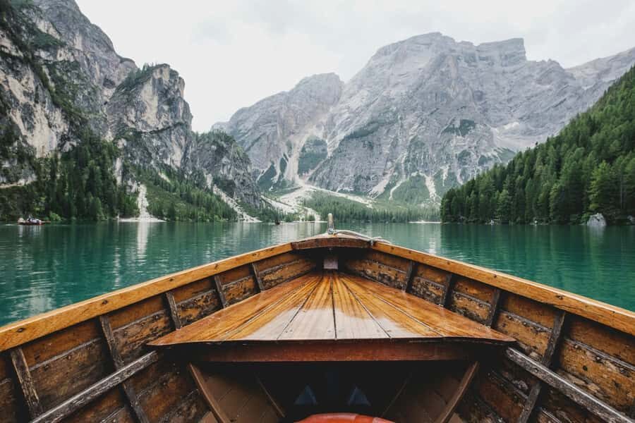 Banff: Lake Louise, Emerald, Marble Canyon and Yoho Tour - Vermilion Lakes and Castle Mountain: Quick Hits Before the Big Stops