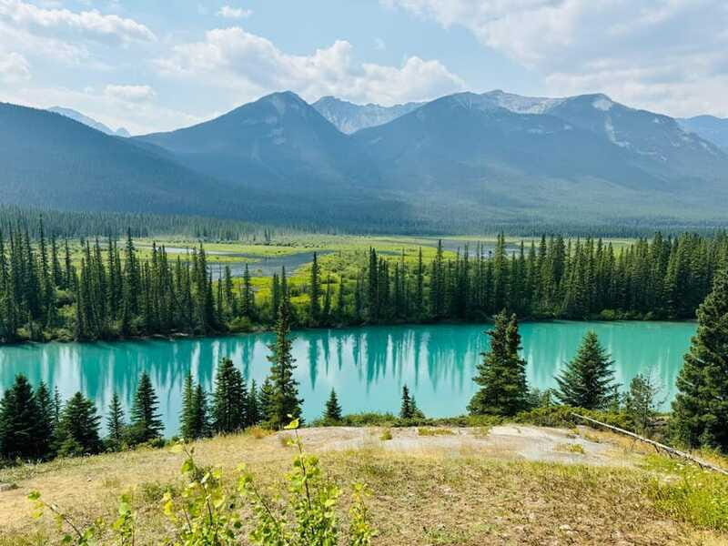 Banff: Lake Louise, Moraine, Emerald Lake & Johnston Canyon - Lake Louise Ski Resort Break (45 Minutes): Reset Time, Not a Meals Plan