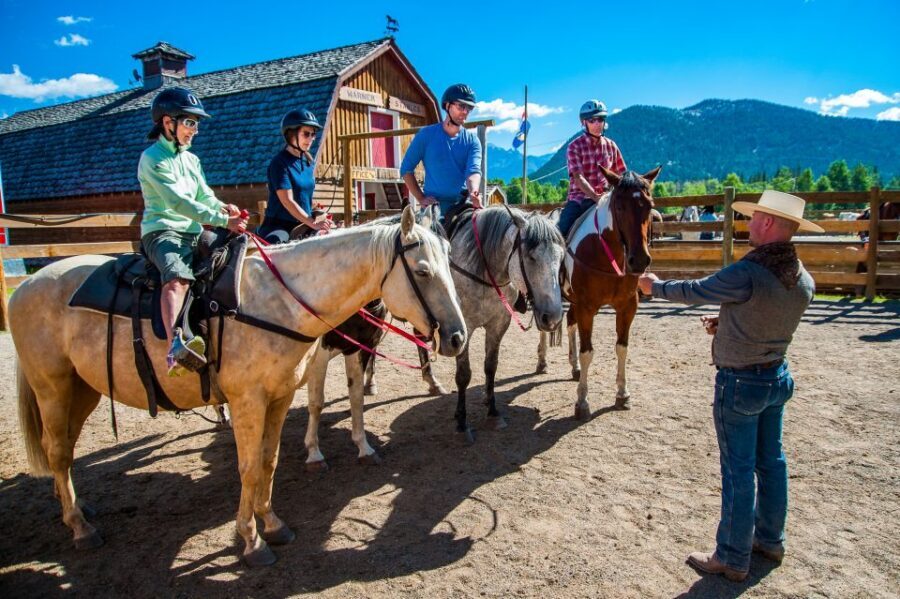 Banff National Park: 1-Hour Bow River Horseback Ride - Banff Trail Riders Stables: Sundance Road and Easy Check-In