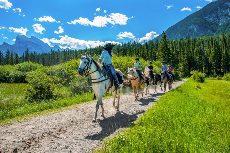 Banff National Park: 1-Hour Bow River Horseback Ride - Guide Energy and Trail Commentary: Sarah, Jade, Mandi, and the Rest of the Team