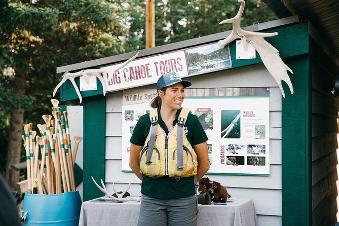 Banff National Park Big Canoe Tour - Stop 1: Banff Canoe Club—where the tour starts to feel effortless