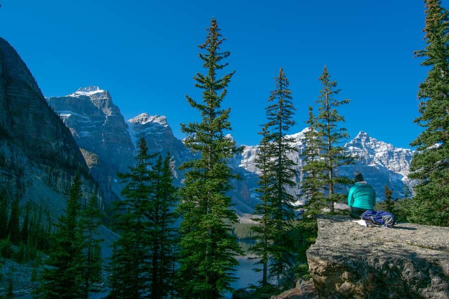 Banff National Park: Hop-On-Hop-Off Bus Day-Pass - Waterfalls, gondolas, and buses: getting the whole picture in one day