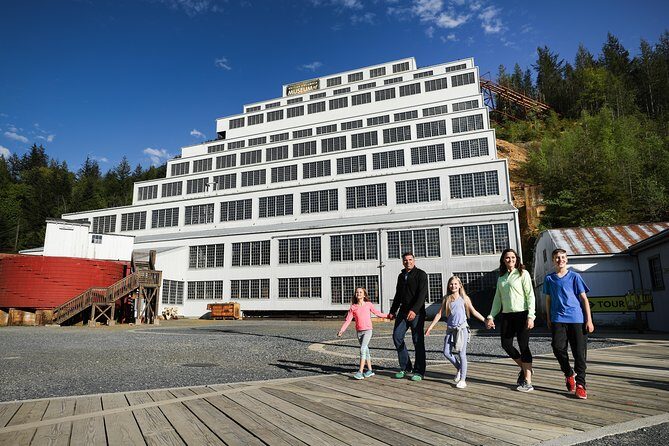 Britannia Mine Museum General Admission - Exhibits and mineral gallery: the useful in-between time