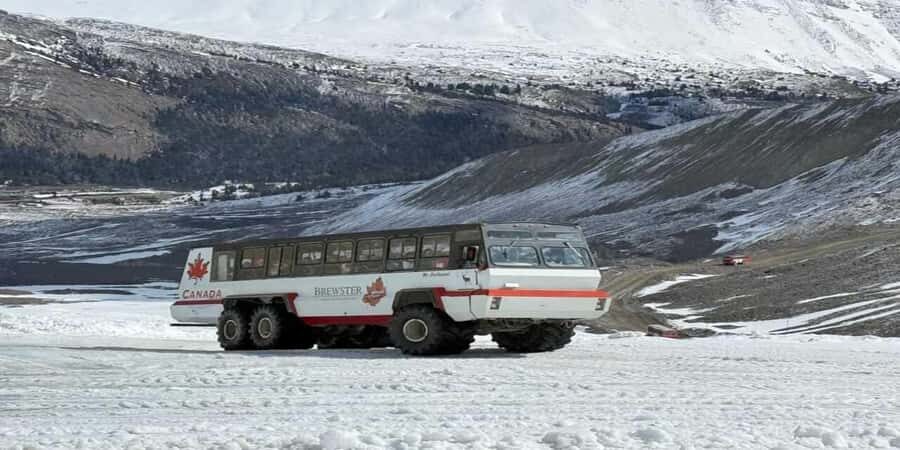 Columbia Icefield, Skywalk, Crowfoot Glacier, and Lakes Tour - Columbia Icefield Skywalk: Glass Views Over the Sunwapta Valley