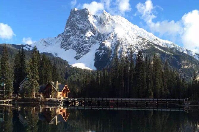 Day Trip: Lake Louise, Moraine Lake, Emerald Lake, Banff - Lake Louise: lunch options and real shoreline time