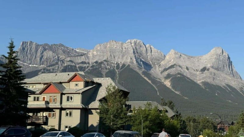 Emerald Lake, Moraine, Louise, Johnston Canyon & Banff Town - Key points before you go