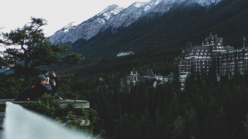 From Banff: Banff Wildlife & Scenic Highlights Premium Tour - The guide experience: stories, jokes, and practical spotting tips