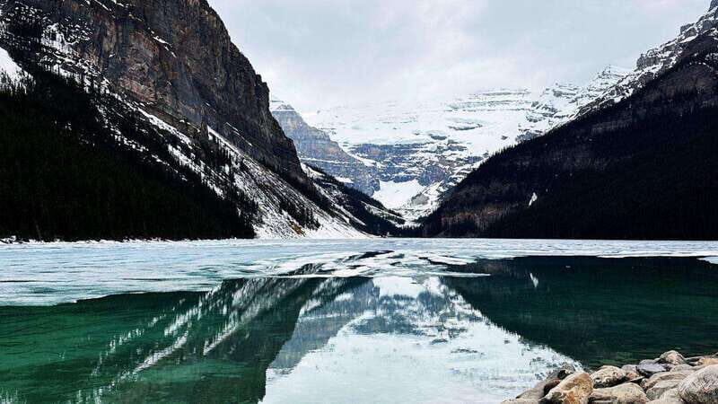 From Banff: Lake Louise and Moraine Lake Sightseeing Tour - The 4-hour pace: what you gain (and what you don’t)