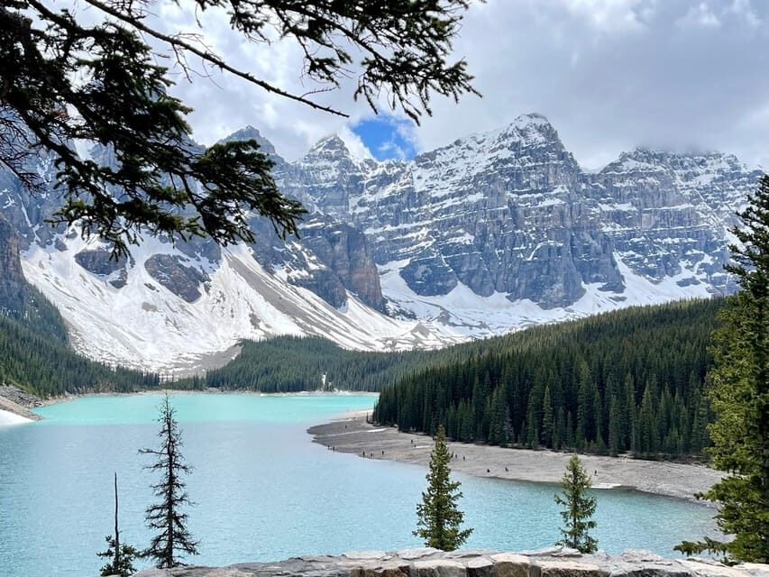 From Banff: Moraine Lake and Lake Louise Half Day Tour - Should you book this half-day Banff to Lake Louise and Moraine Lake tour?