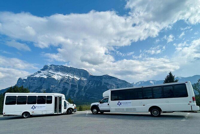 From Banff: Moraine Lake and Lake Louise Half Day Tour - Moraine Lake after the bus: panoramic shots with real restrictions