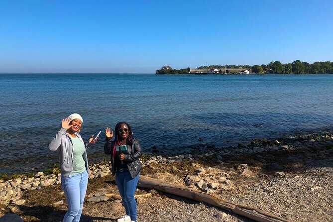 FROM TORONTO: Niagara Day Tour w/ Niagara on the Lake & Boat Ride - Hornblower cruise vs. Skylon Tower: how the alternate changes your day