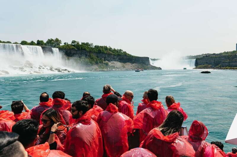 From Toronto: Niagara Falls + Winery, Cruise, & Lunch Option - Table Rock Welcome Centre: Quick Shopping and a Ready-Your-Photos Moment