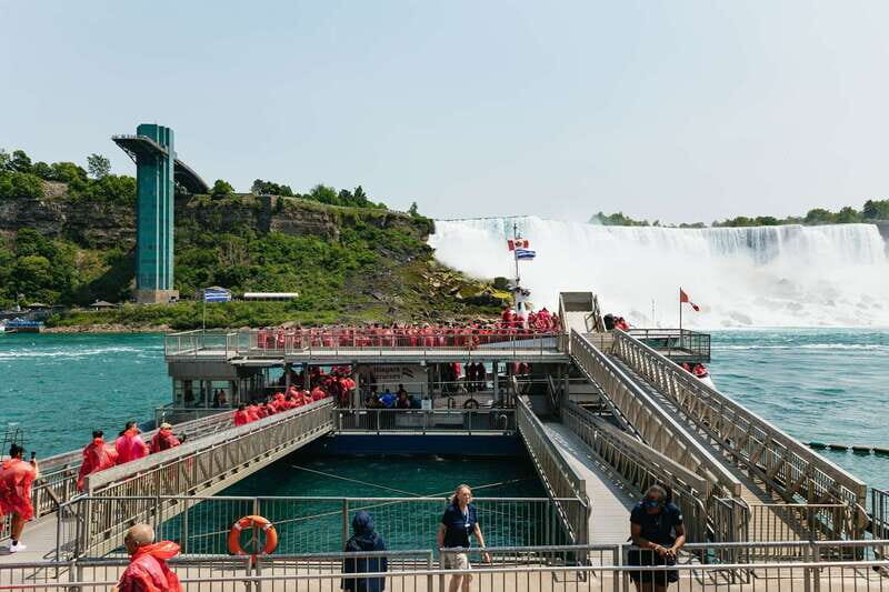 From Toronto: Niagara Falls + Winery, Cruise, & Lunch Option - Hornblower Cruise in Summer vs Winter Alternatives: What Changes and What Doesn’t