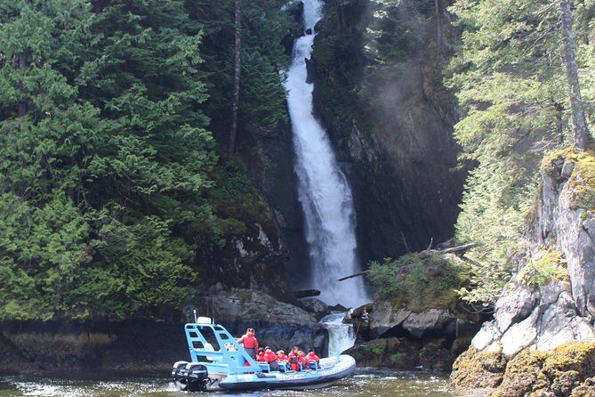 Granite Falls Zodiac Tour by Vancouver Water Adventures - Zodiac boat basics: Granville Island is a great launchpad