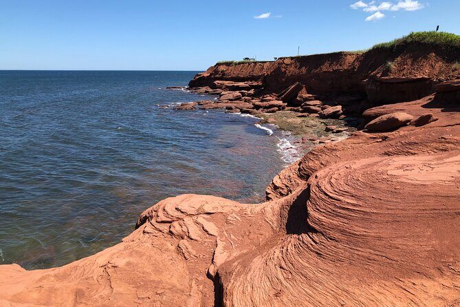 Green Gables House & Our Island Experience - Charlottetown by Bus: How the Guide Ties It All Together
