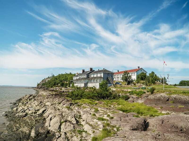 Grosse-Île: Irish Immigrant Memorial Cruise & Tour - Tracing Immigrants Through the Quarantine Station