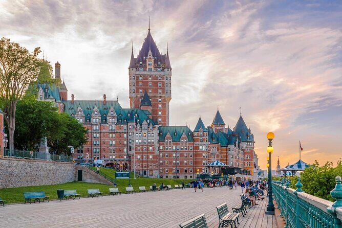 Guided Tour of the Fairmont Le Chateau Frontenac in Quebec City - Quick Hits