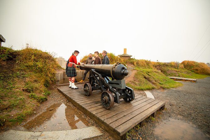 Halifax Premium Tour: Peggy's Cove, Citadel & Titanic Cemetery - Citadel Hill With a Living Guide and the Noon Cannon