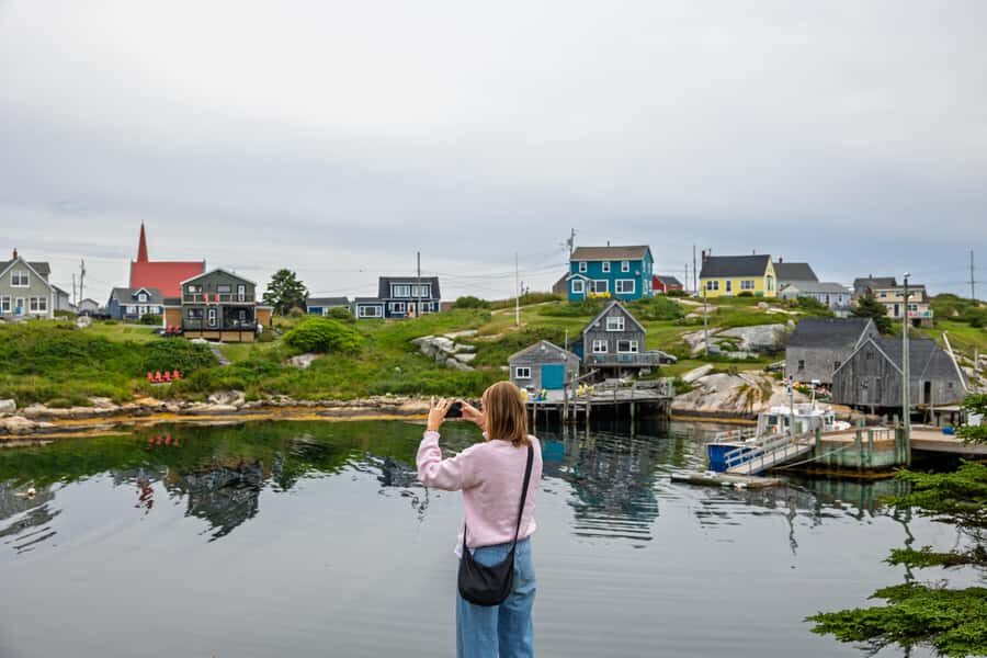 Halifax Small-Group Express Peggy’s Cove Tour - The Small-Group Drive: Comfort Plus On-the-Road Storytelling