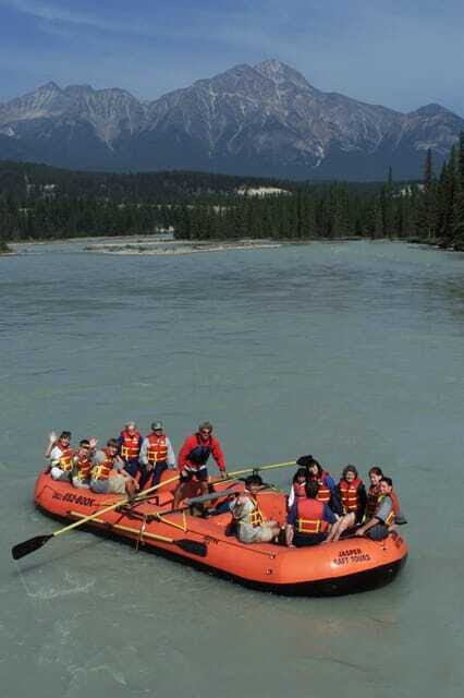 Jasper: Jasper National Park Easy 2-Hour Rafting Trip - Boarding the 25-Foot Oar-Driven Raft: Safe, Comfortable, and Built for First-Timers