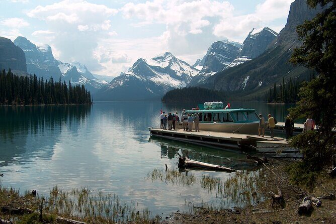 Jasper National Park Tour: Maligne Valley, Medicine Lake and Spirit Island - Maligne Lake and Spirit Island: your choice of cruise or guided Mary Schaffer Loop hike