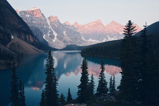 Lake Louise Moraine Lake Johnston Canyon 1.5h Half Day Tour - How the driver-guide experience boosts your photos and your time