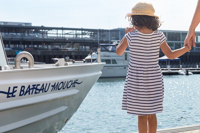 Le Bateau-Mouche Sightseeing Cruise in Montreal - Getting On the Right Boat (Without Stress)
