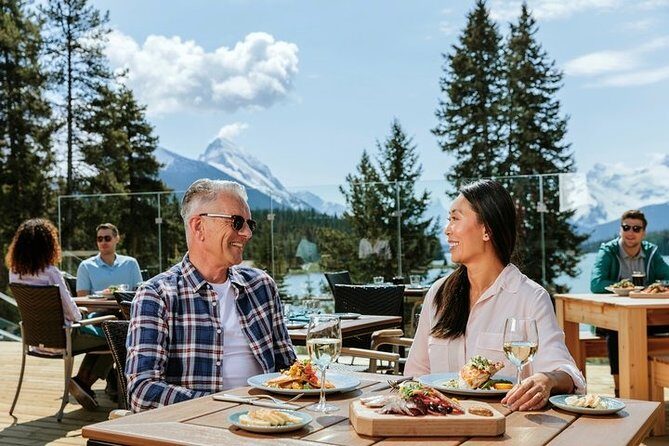Maligne Lake Cruise - Comfort and onboard realities: heat is handled, but plan your body breaks