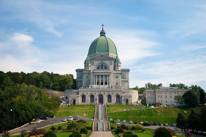 Montreal City Sightseeing Tour with Live Commentary - St Joseph’s Oratory: The Dome Moment on Mount Royal