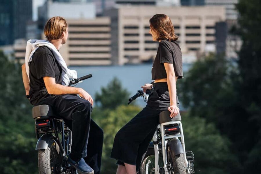 Montreal: E-Bike Sightseeing Tour - Morning tour at 10:00: Jean-Talon Market to Mount Royal hilltop sights