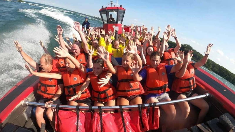 Montreal: Jet Boating on the Lachine Rapids - Getting the most out of your seat and your photos