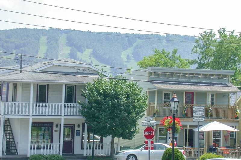 Montreal: Laurentian Mountains Day Trip - Should You Book This Laurentian Mountains Day Trip?