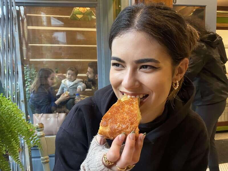 Montréal: Mile End Foodie Tour with Tasting - Walking pace: plan for streets, not just quick hop-ins