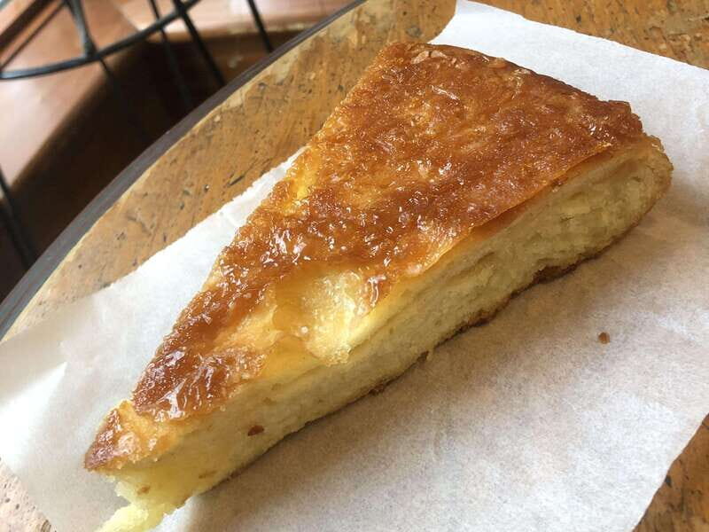 Montréal: Mile End Foodie Tour with Tasting - Value at $79: why the math often works out