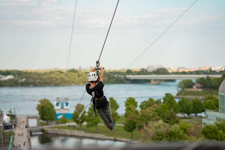 Montreal Old Port: Urban Zipline Ticket - Finding the Red-and-White Zipline Tower in Montreal’s Old Port