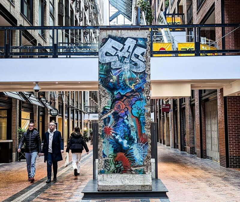 Montreal: RESO Underground City and Downtown Walking Tour - Key highlights you should know before you go