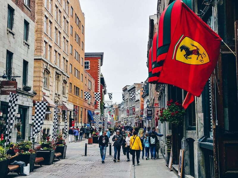 Montreal: Top Rated Small Group Old Montreal Walking Tour - The Guides: Storytellers Who Keep Questions Coming