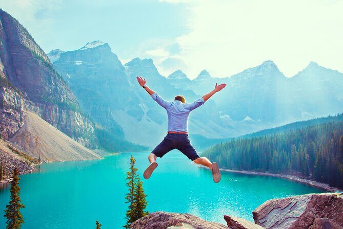 Moraine Lake, Lake Louise & Banff Secrets | Award-Winning Tour - Small-group Banff touring: why the van setup helps