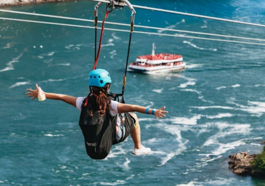 Niagara Falls, Canada: Early Bird Zip Line to The Falls - Staff and Organization: What Makes the Experience Feel Smooth
