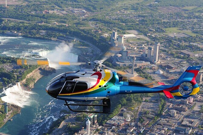Niagara Falls Canada Helicopter Tour - Photos and comfort: how to get the best results in a short cabin