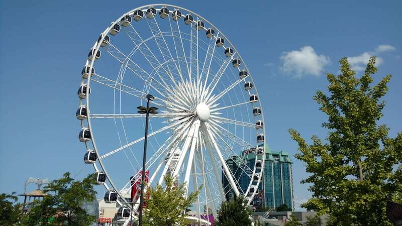 Niagara Falls, Canada: Niagara SkyWheel Ticket - Ride rules that affect families and first-timers