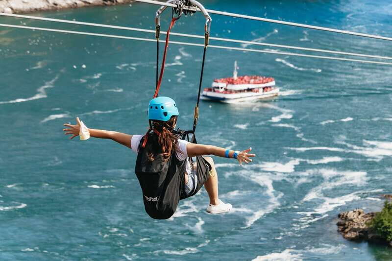Niagara Falls, Canada: Zipline to The Falls - Safety and Comfort: What You’re Actually Wearing Before You Launch