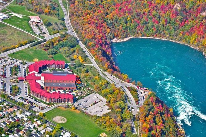Niagara Falls Day and Evening Tour With Boat Cruise & Dinner (optional) - Butterfly Conservatory and Fort George: when the day adds nature and history