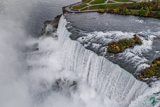 Niagara Falls Day Tour from Toronto with Boat Cruise and Lunch - Maple Leaf Place maple tasting: a short, sweet cultural stop