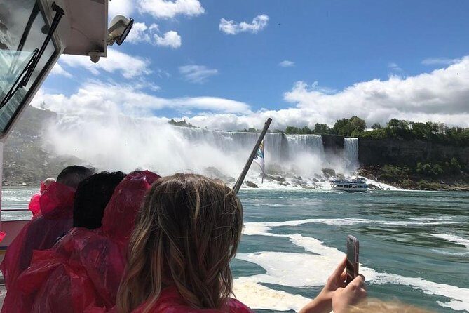 Niagara Falls Day Tour from Toronto - Niagara Falls time: about three hours to get wet, see the viewpoints, and choose your own pace