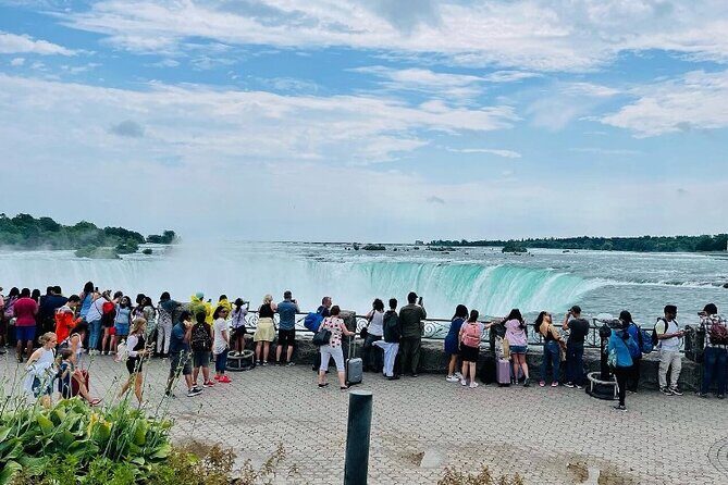 Niagara Falls Day Tour Includes Boat Cruise, Winery Stop & Lunch - Getting There by Coach: Pickup, Timing, and Comfort