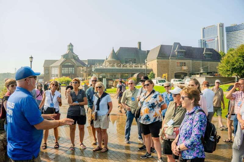 Niagara Falls Tour: Boat Ride, Journey Behind Falls and more - Getting to Murray Hill: where you meet and how to park